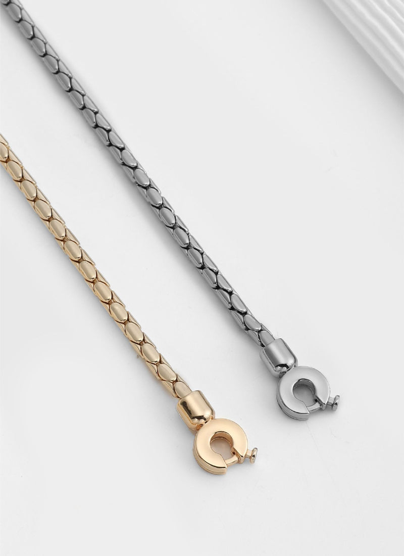 ISOLÉ CHAIN メタル ヘビデザイン