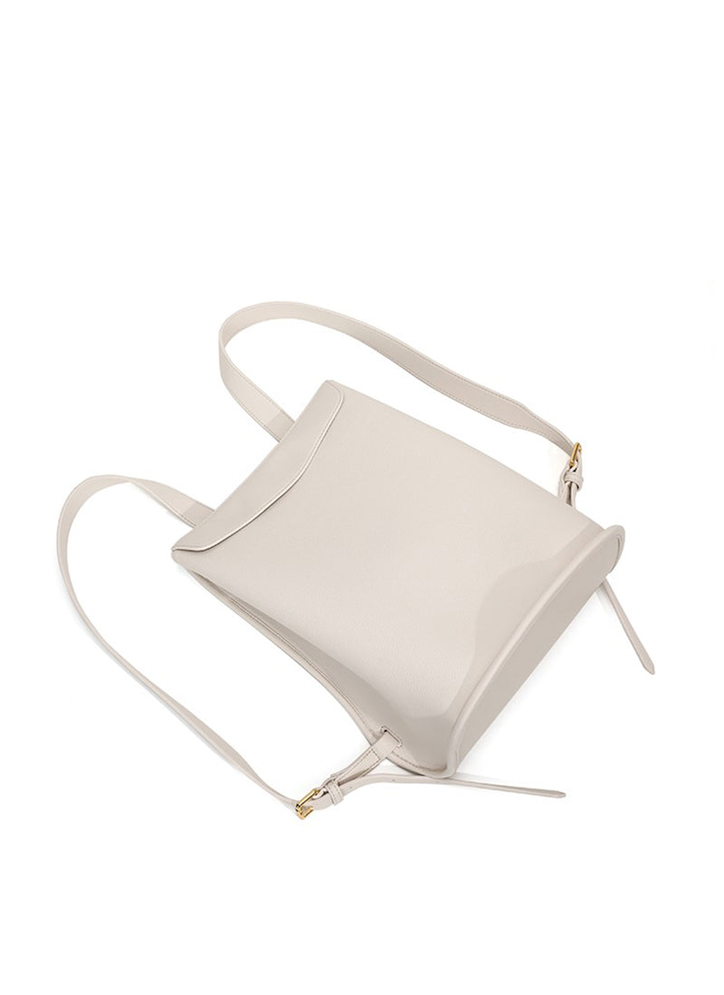 ISOLÉ REBEL MUSE スリーク