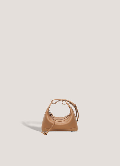 ISOLÉ GIRL REVOLUTION カイト