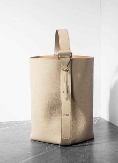 ISOLÉ LET IT GO オーブ