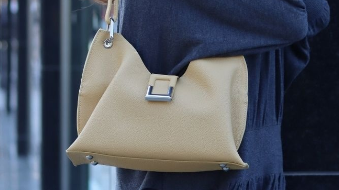 ISOLE｜お客様投稿（ISOLÉ TIMELESS ジェム）