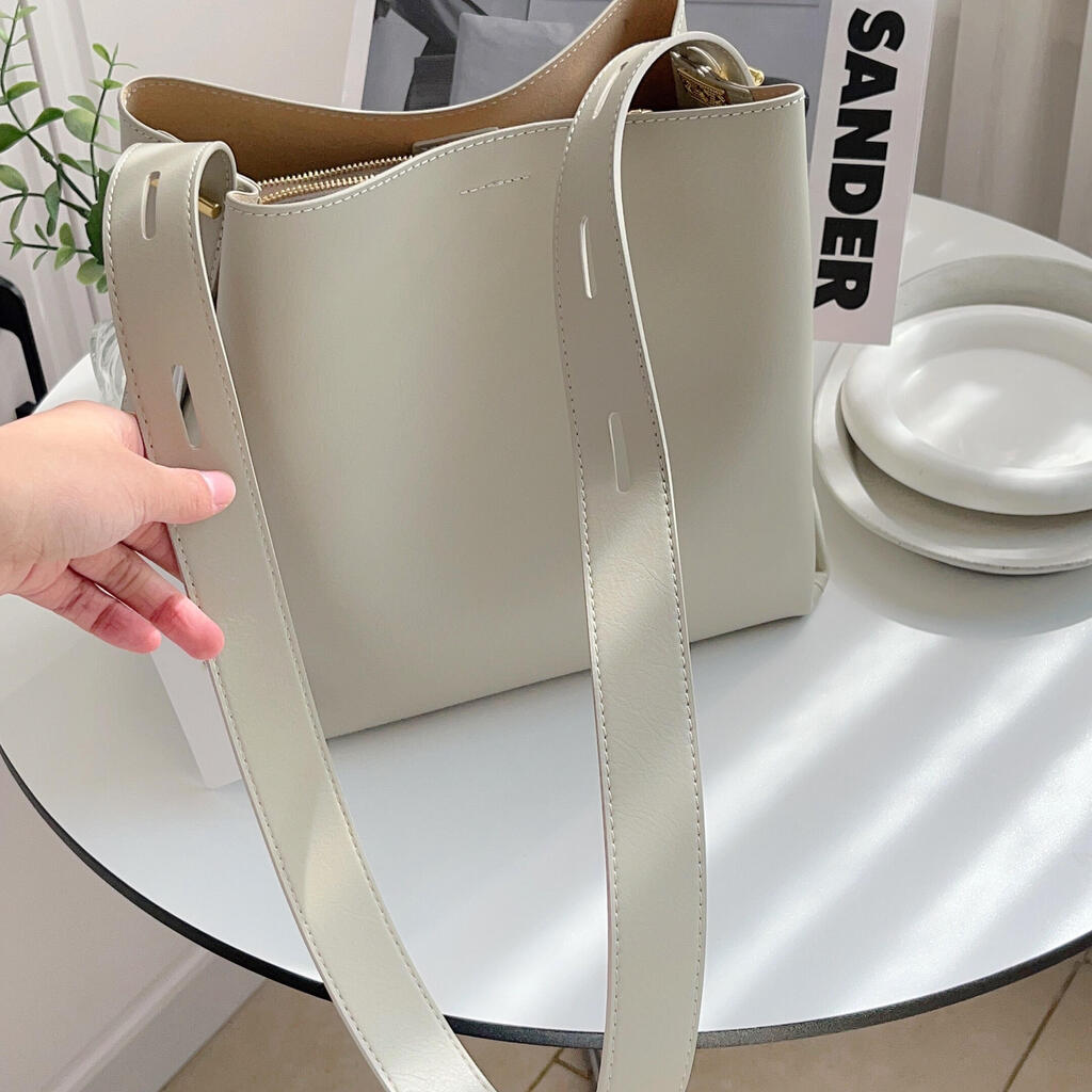 ISOLE公式｜育児とおしゃれを両立するママ向けバッグ：実用性と