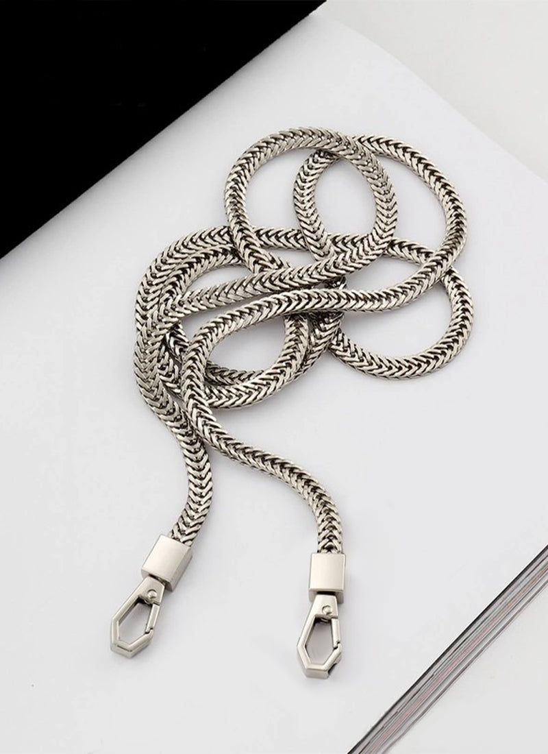 ISOLÉ CHAIN デリケートデザイン 多機能