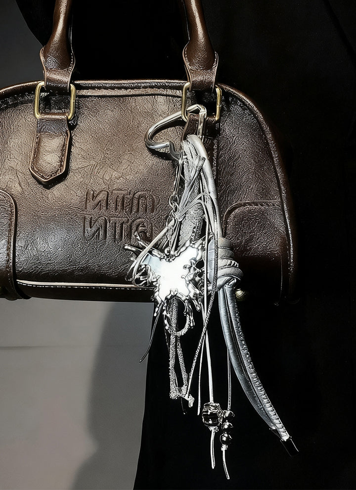 ISOLÉ CHARM カリス