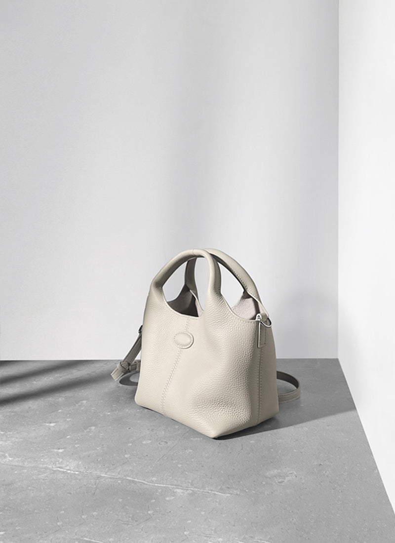 ISOLÉ公式｜バケットバッグ 大人な落ち着きがあり 本革 ISOLE