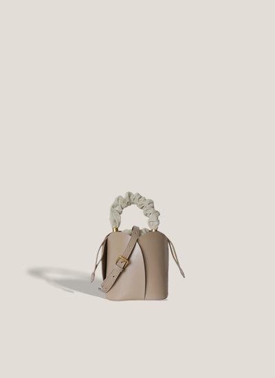 ISOLÉ LET IT GO  ペタル