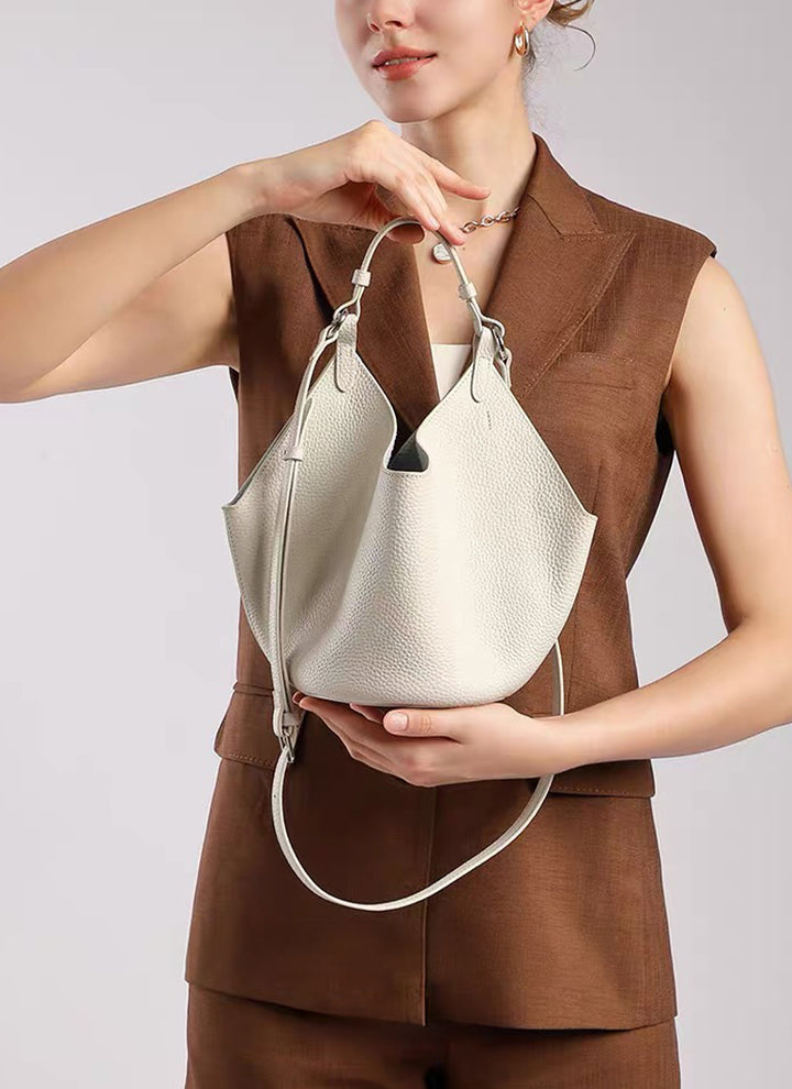 ISOLÉ REBEL MUSE Unmon