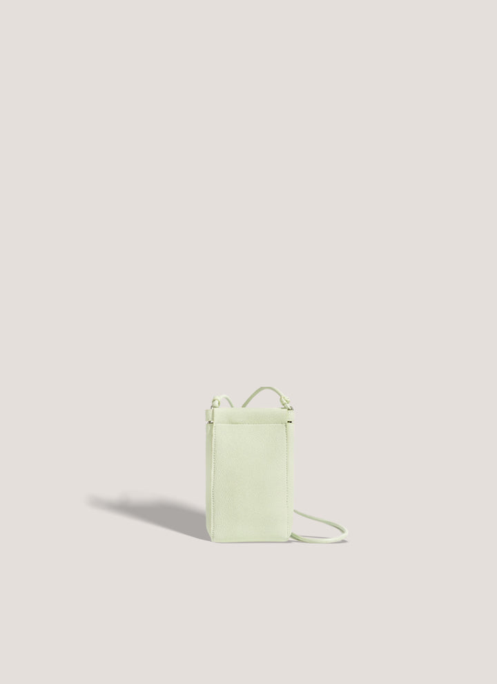 ISOLÉ GIRL REVOLUTION ミスト