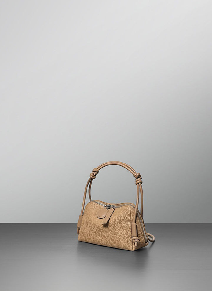 ISOLÉ GIRL REVOLUTION エルヴァ