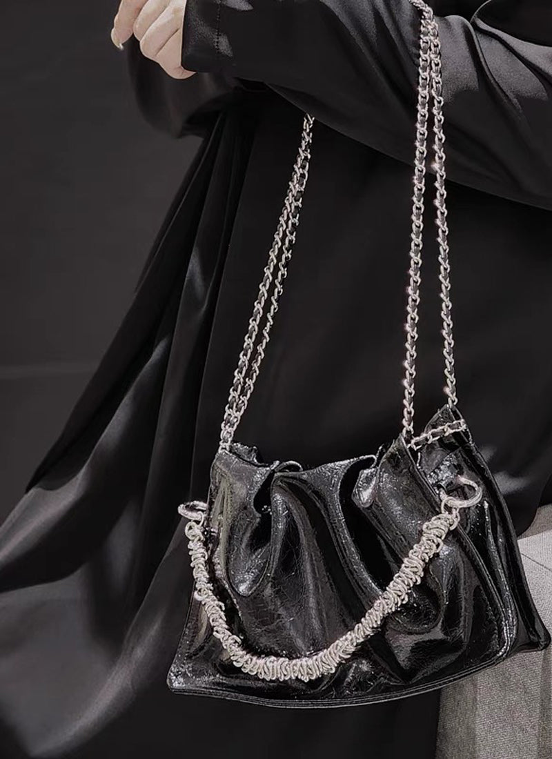ISOLÉ ブラックレザーハンドバッグ ISOLE公式｜ハンドバッグ 収納力 おしゃれ
