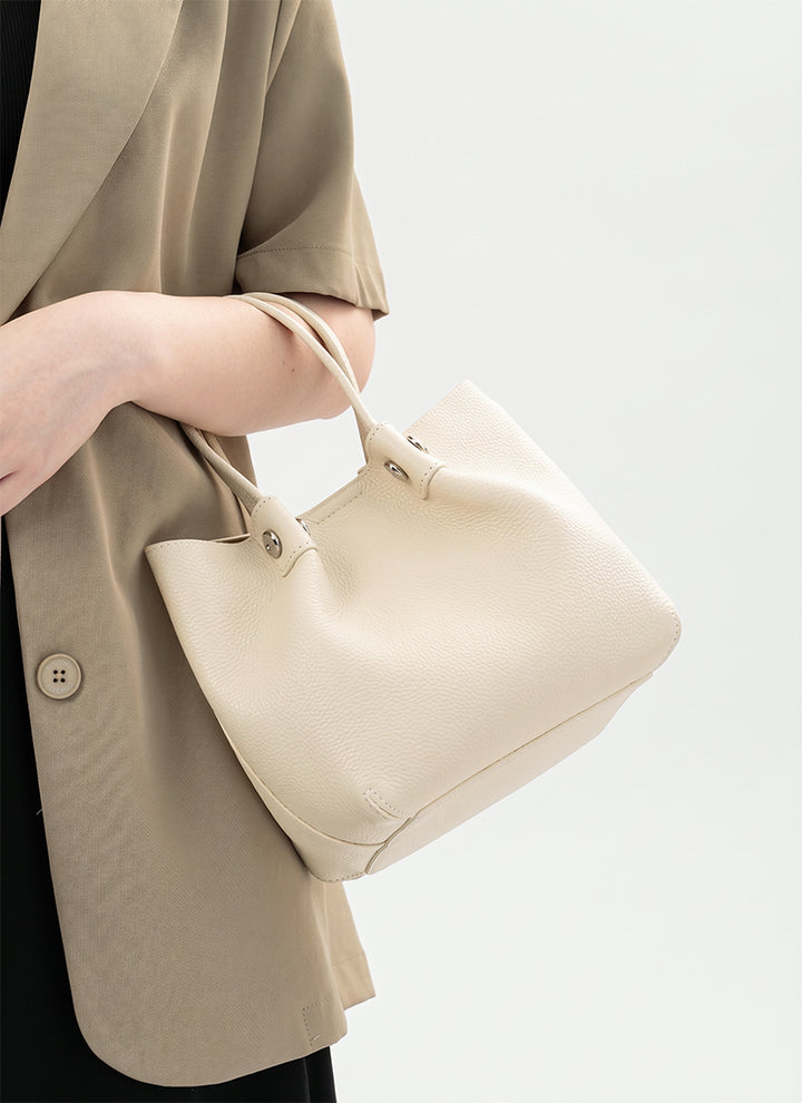 ISOLÉ TIMELESS Chic