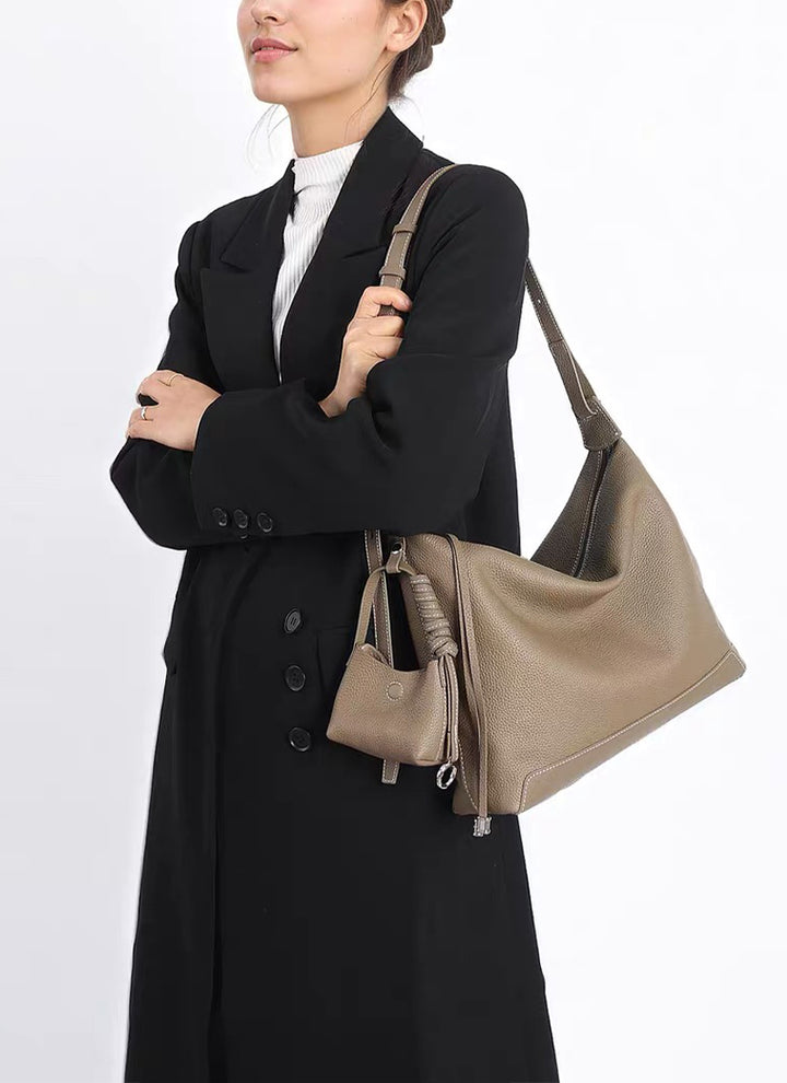 ISOLÉ REBEL MUSE リーヴル
