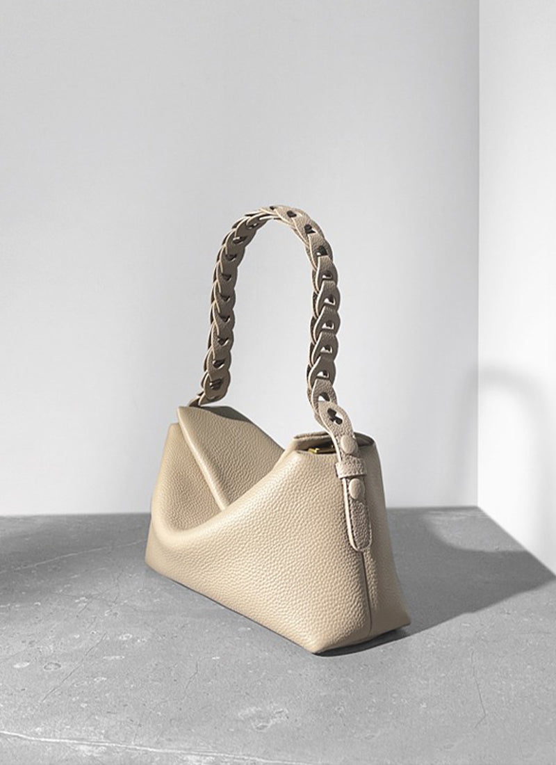 ISOLÉ公式｜ショルダーバッグ コンパクト 編み込み エレガント ISOLE