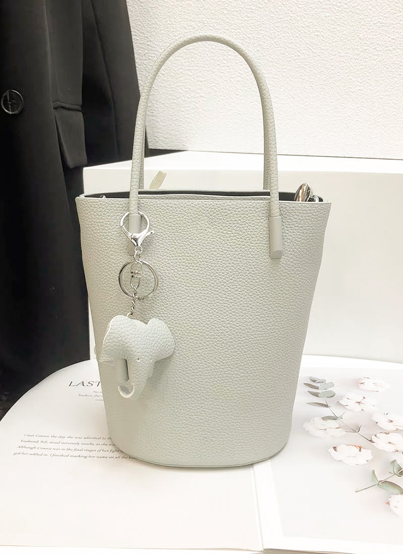 ISOLÉ公式 | ショルダーバッグ バケツバッグ シンプル 柔らか 軽量 ISOLE