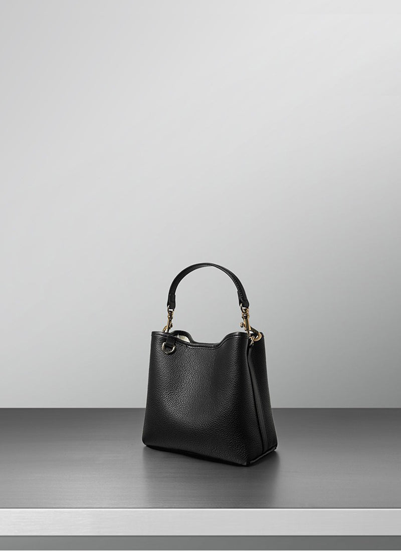 ISOLÉ LET IT GO マレル