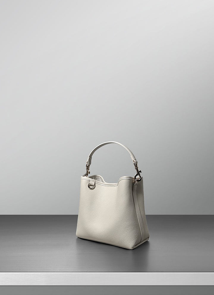 ISOLÉ LET IT GO マレル