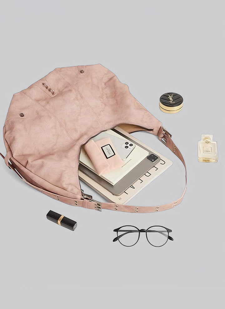 ISOLÉ REBEL MUSE アウトライン