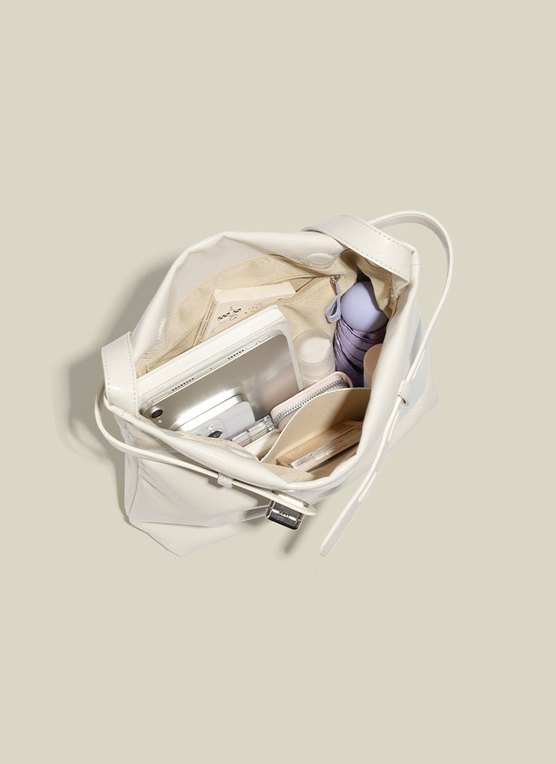 ISOLÉ TIMELESS パピヨン