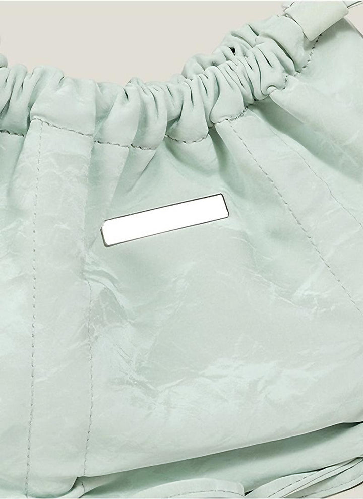 ISOLÉ GIRL REVOLUTION アムール