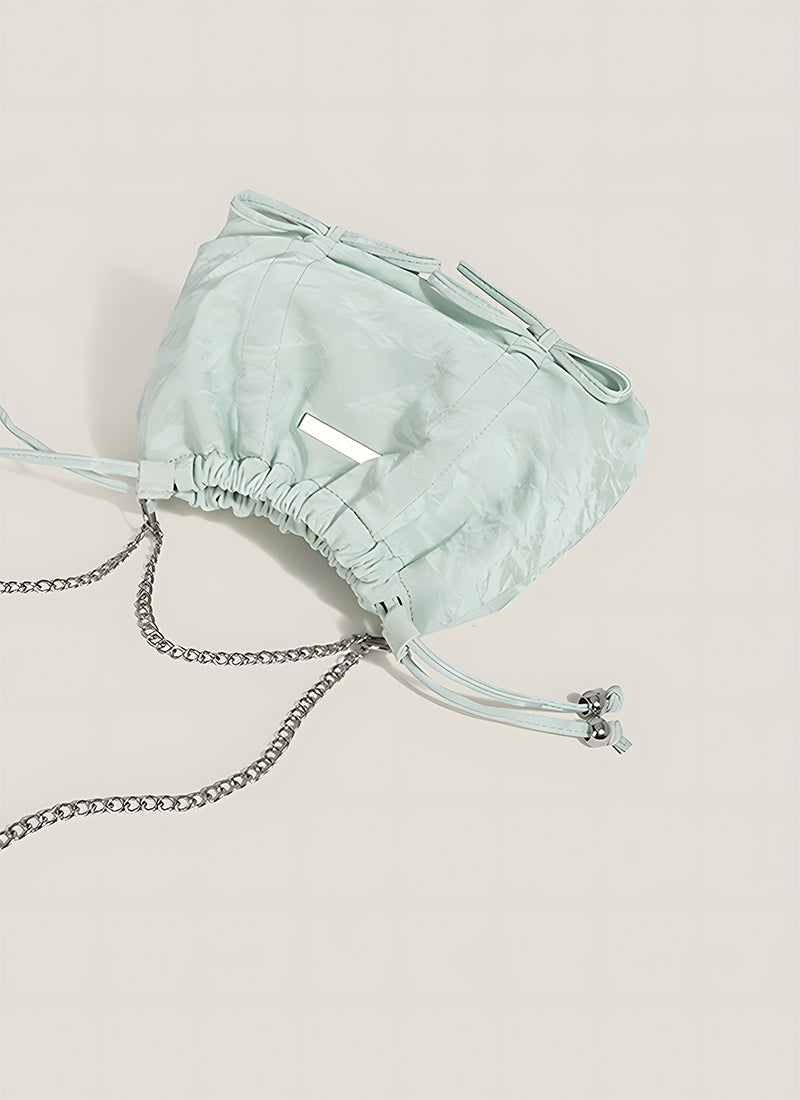 ISOLÉ GIRL REVOLUTION アムール