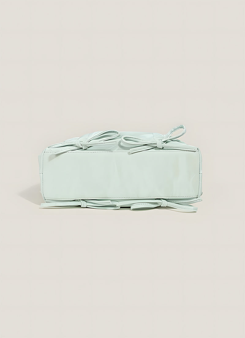 ISOLÉ GIRL REVOLUTION アムール