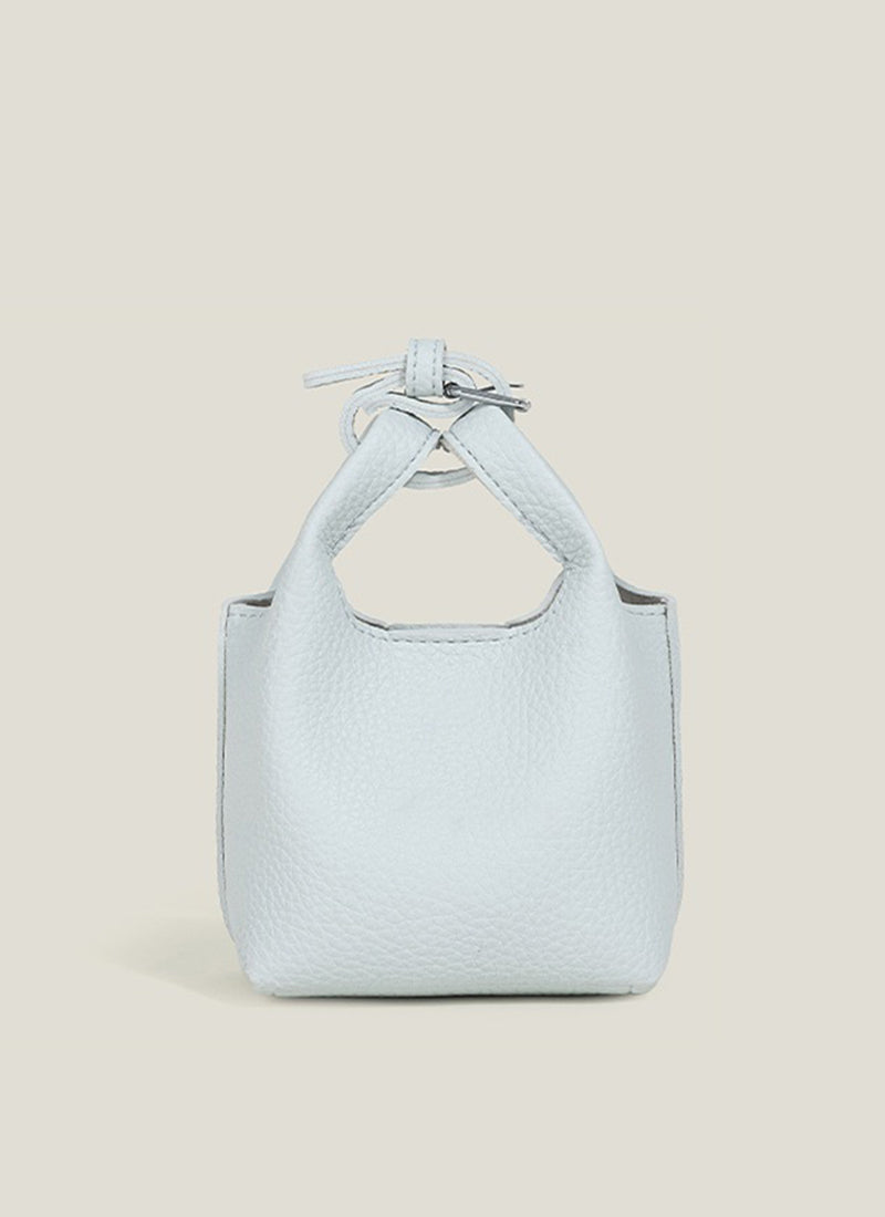 ISOLÉ GIRL REVOLUTION サヴォア