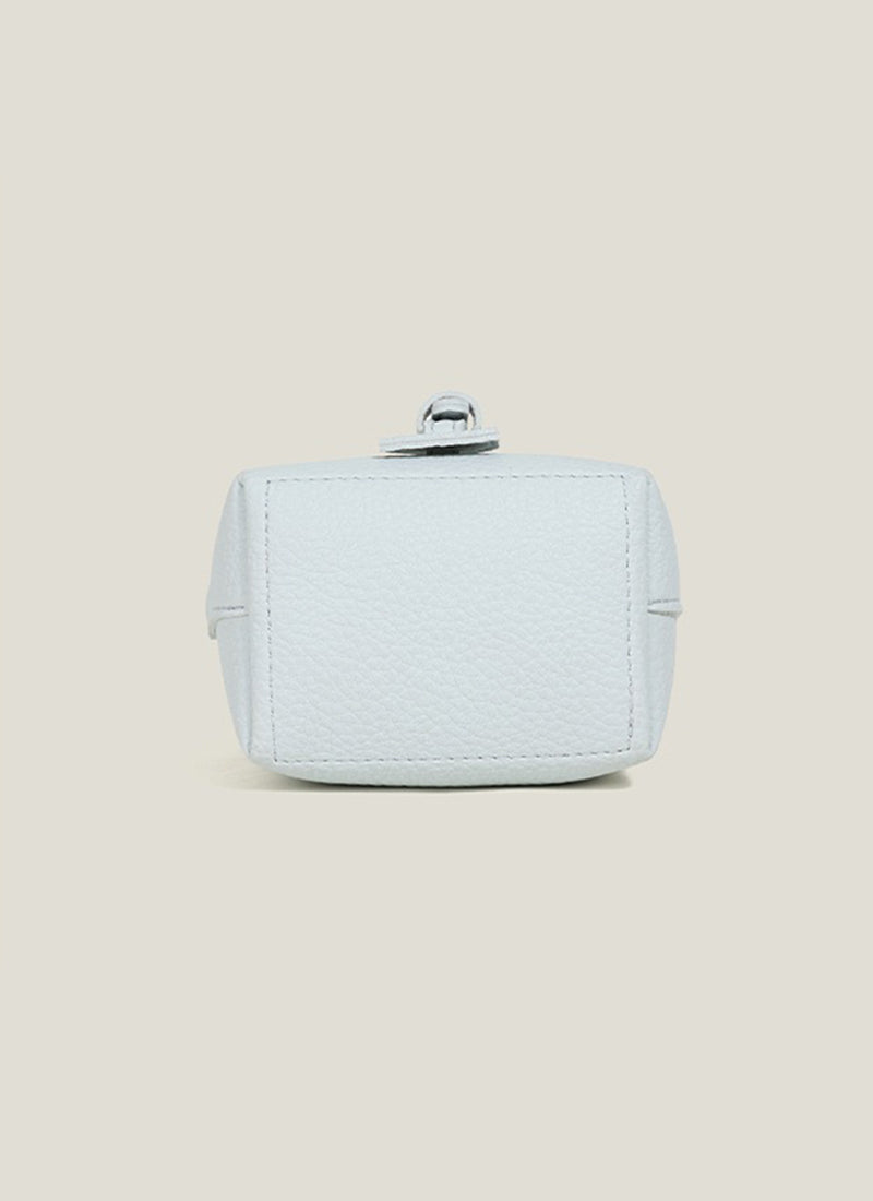 ISOLÉ GIRL REVOLUTION サヴォア