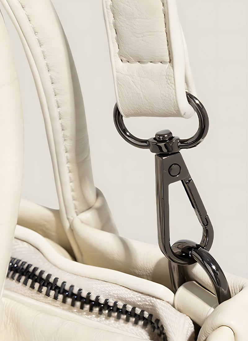 ISOLÉ REBEL MUSE ブリーズ