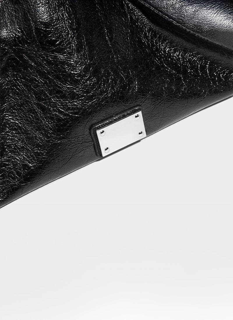 ISOLÉ REBEL MUSE ブリーズ