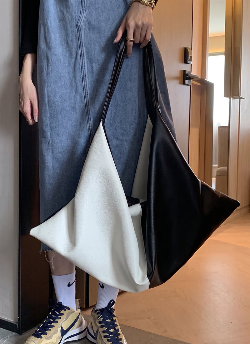 ISOLÉ REBEL MUSE トラベル