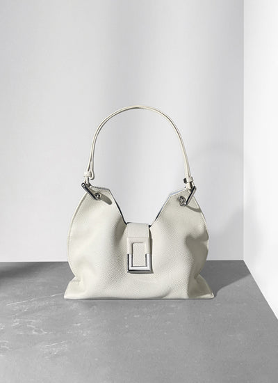 ISOLE公式｜美しい曲線フォルム、大人の品格を感じるホワイト色のトート