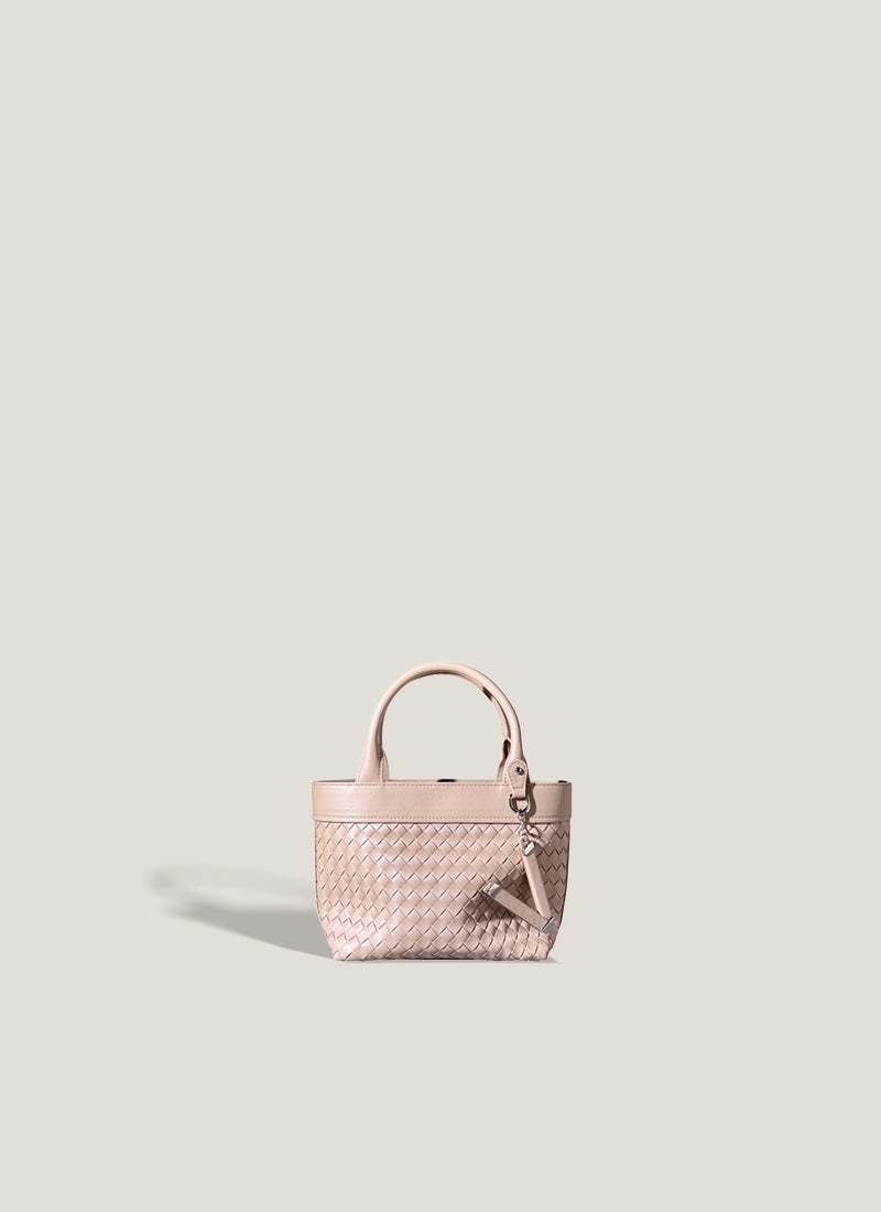 ISOLE公式｜しなやかな牛革製、実用的な内装のピンク色のメッシュバッグ