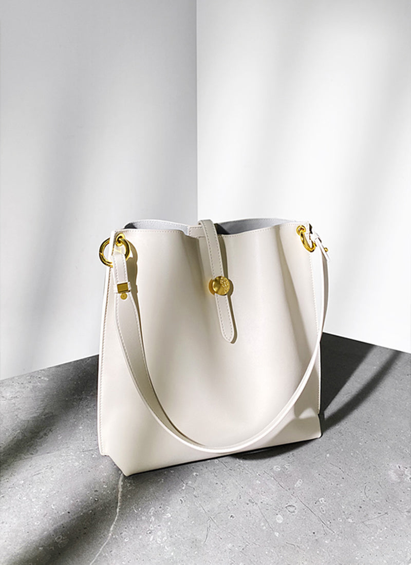 ISOLÉ公式 | トートバッグ 本革バッグ エタニティ ISOLE