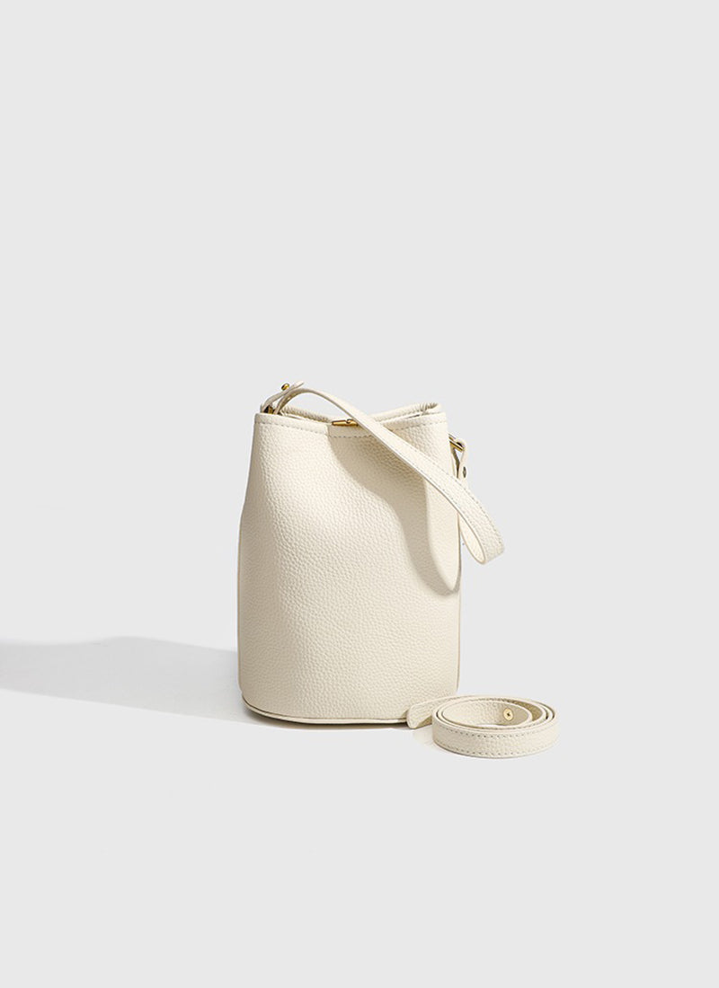 ISOLÉ LET IT GO セルエル