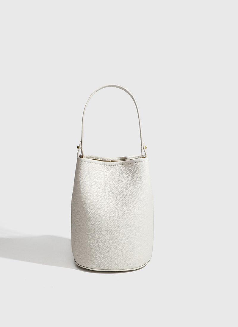 ISOLÉ LET IT GO セルエル