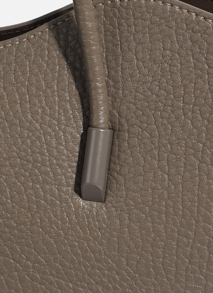 ISOLÉ TIMELESS エスプリ