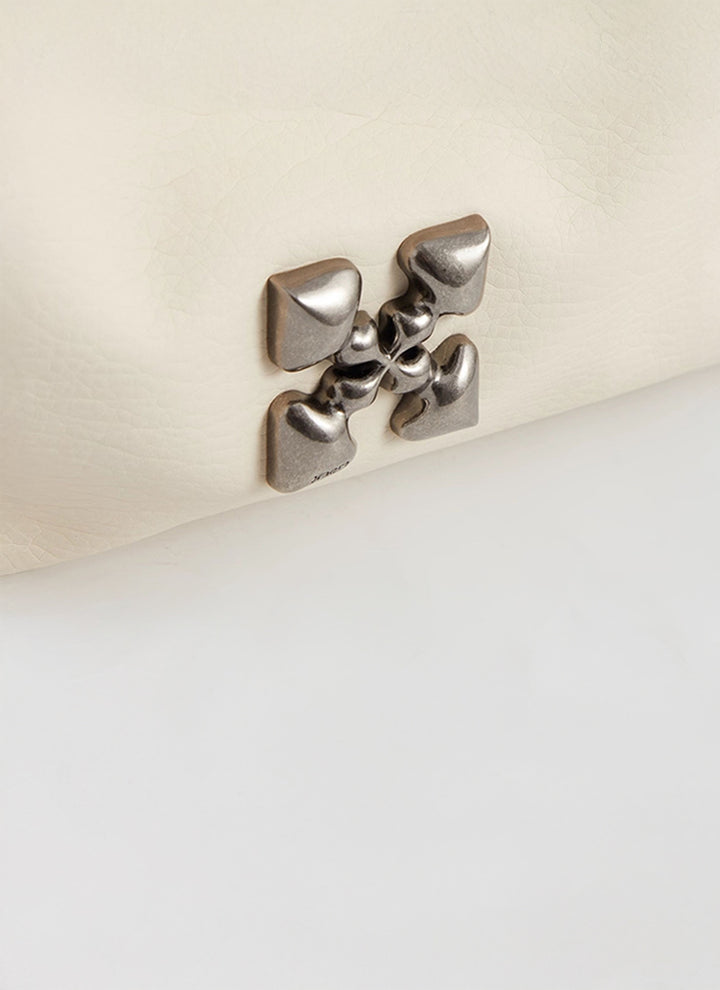 ISOLÉ REBEL MUSE ヴァンテージ