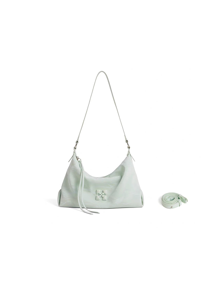 ISOLÉ REBEL MUSE ヴァンテージ