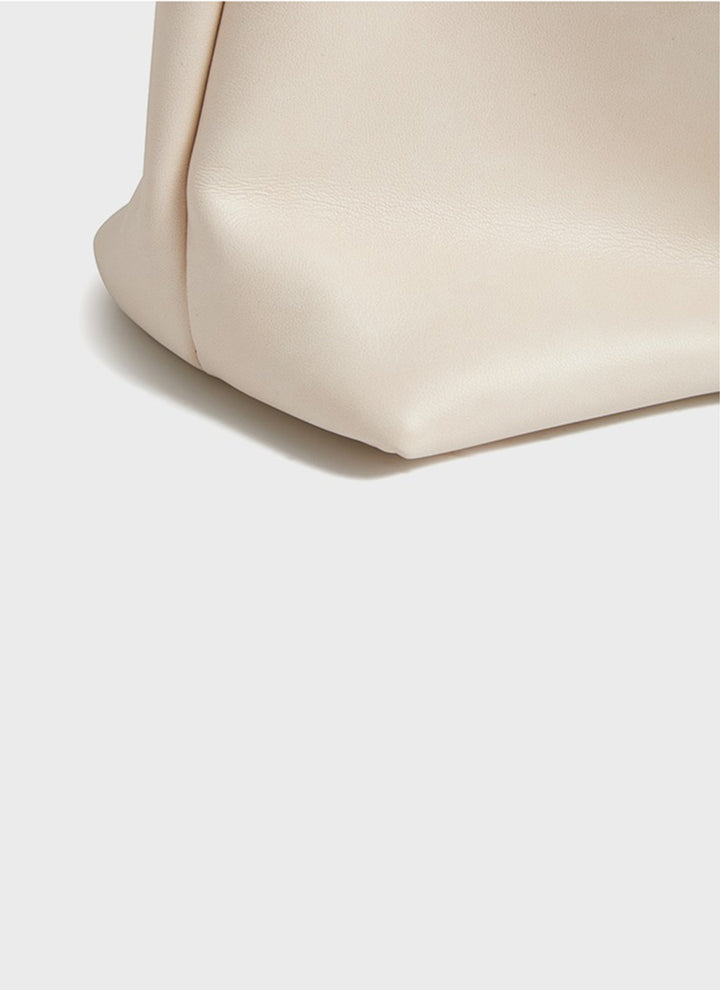 ISOLÉ REBEL MUSE グレイス