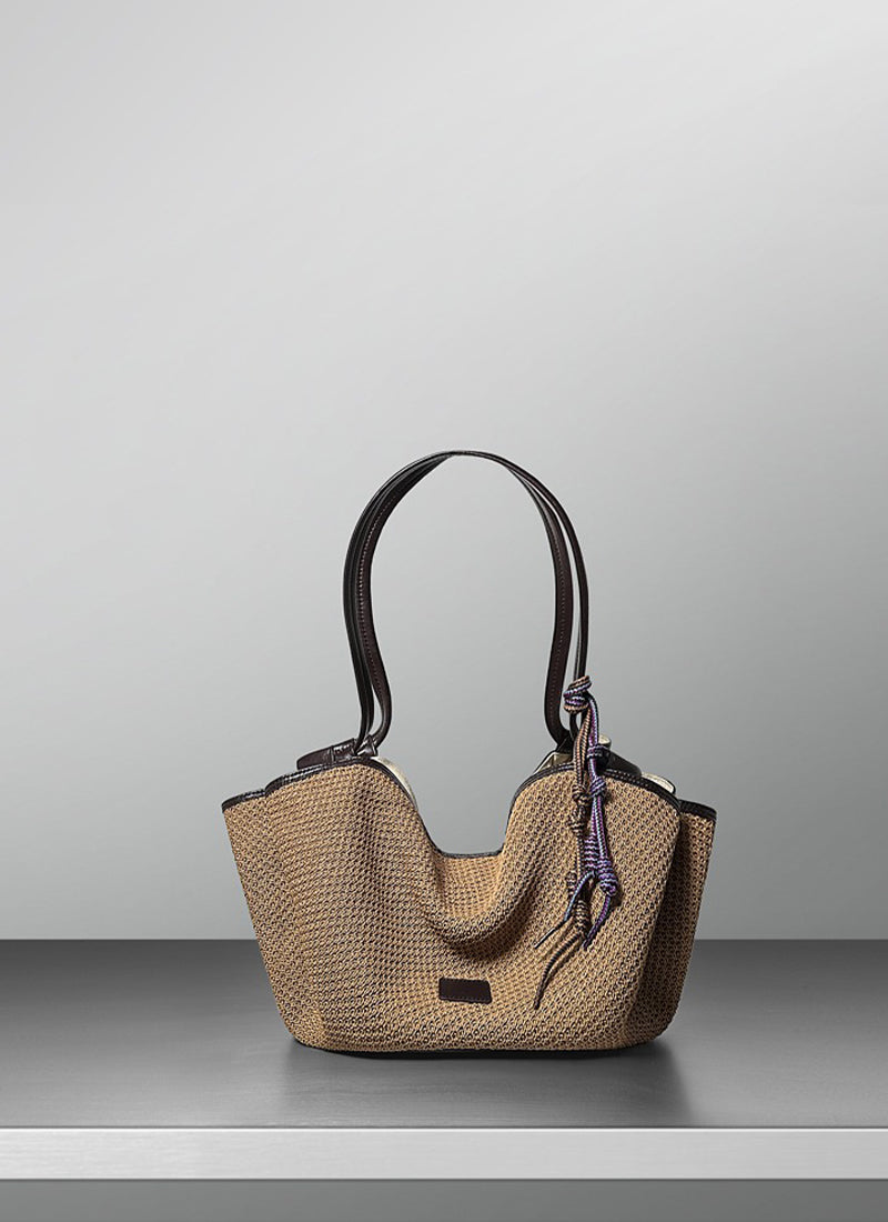 ISOLÉ REBEL MUSE アルシーヴ