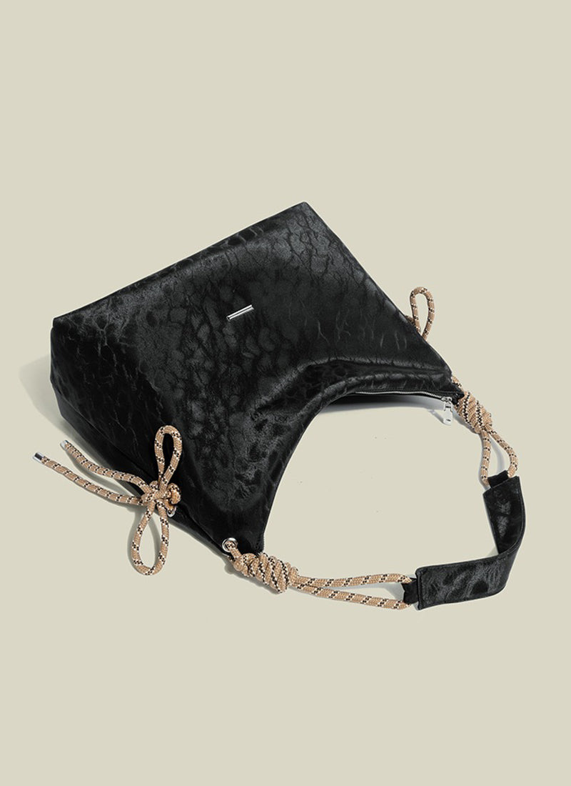 ISOLÉ REBEL MUSE ノマド