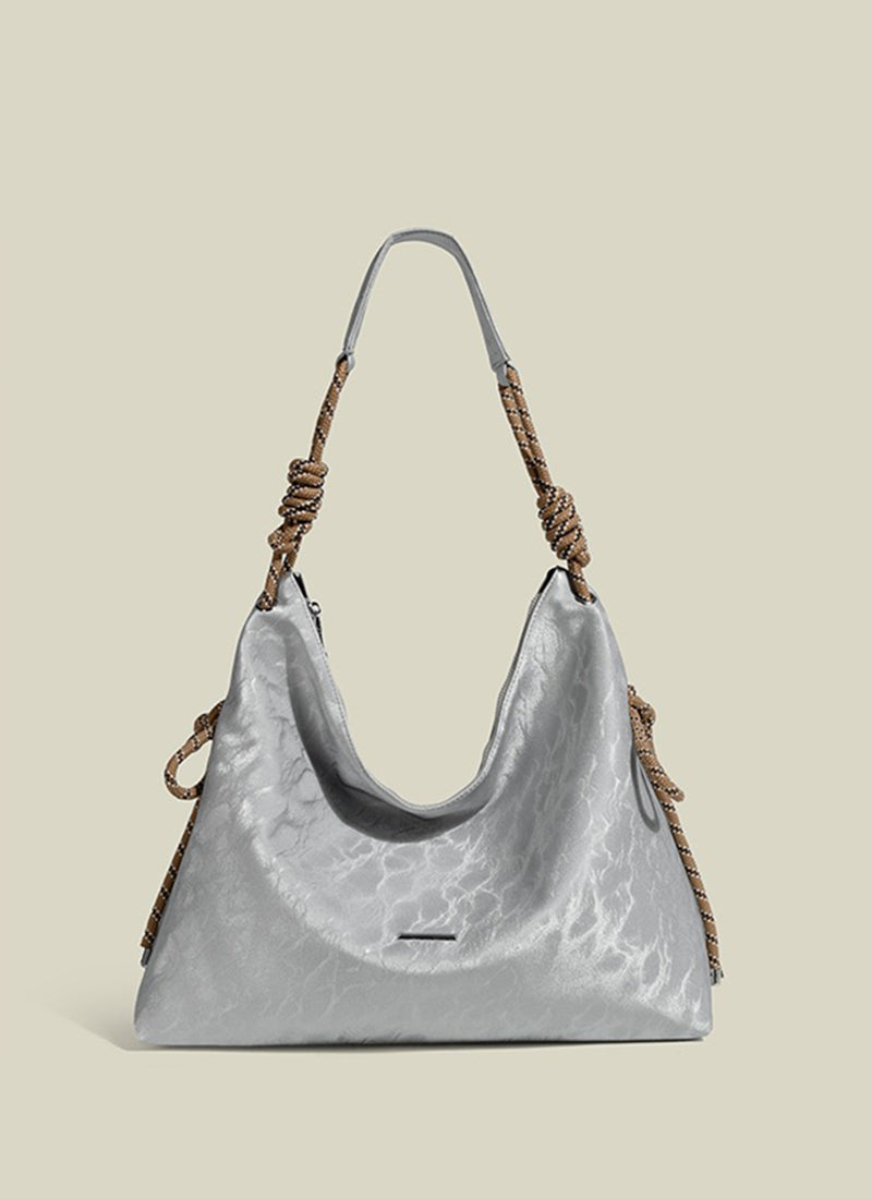 ISOLÉ REBEL MUSE ノマド