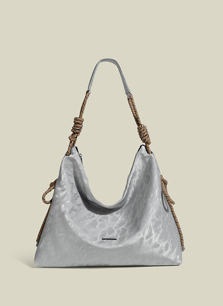 ISOLÉ REBEL MUSE ノマド