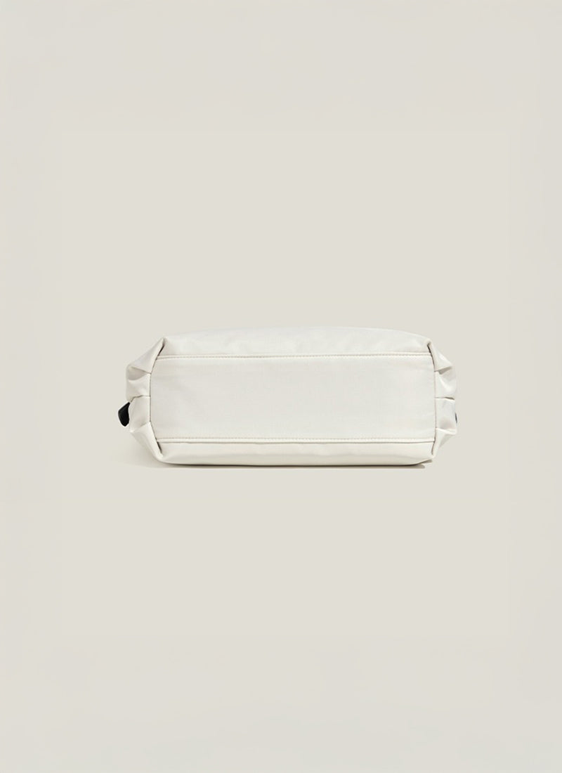 ISOLÉ REBEL MUSE スウィフト